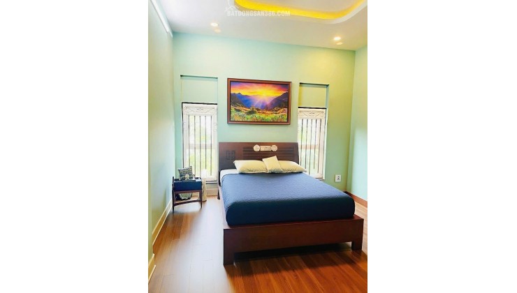 Nhà phố 4 tầng, hàng xóm Vạn Phúc - 68m2 – Nhỉnh 10 tỷ - Đường 10m – Ôtô dậu trước nhà
